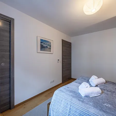 : Moderne 4 Pers, Proche Gare Et Pistes, Avec Wifi Et Parking - Fr-1-343-255 Apartment Chamonix