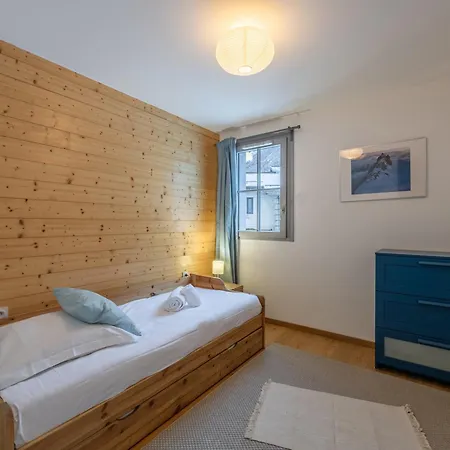 : Moderne 4 Pers, Proche Gare Et Pistes, Avec Wifi Et Parking - Fr-1-343-255 *