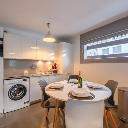 : Moderne 4 Pers, Proche Gare Et Pistes, Avec Wifi Et Parking - Fr-1-343-255 * Chamonix Mont Blanc