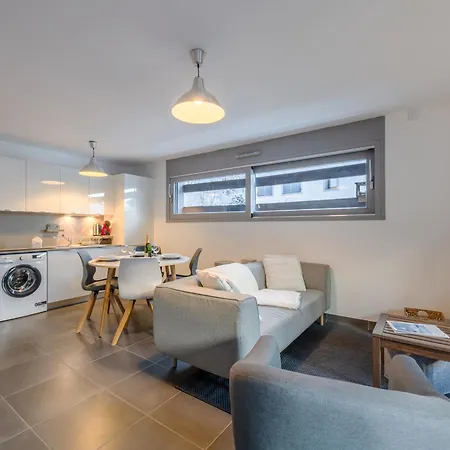 : Moderne 4 Pers, Proche Gare Et Pistes, Avec Wifi Et Parking - Fr-1-343-255 * Chamonix Mont Blanc